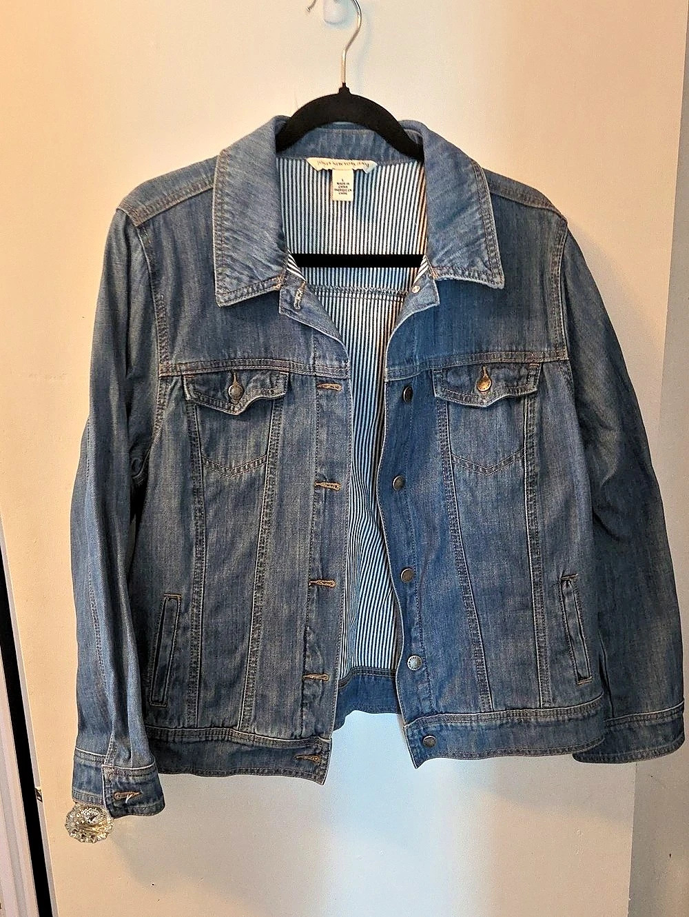 Jones New York Jeans denim jacket Women's Blue Denim Jacket Large